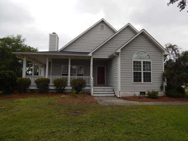 8408 Fiddlestick Way in Wilmington, NC - Building Photo - Building Photo
