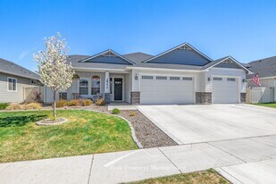 18272 N Wild Goose Ave in Nampa, ID - Building Photo