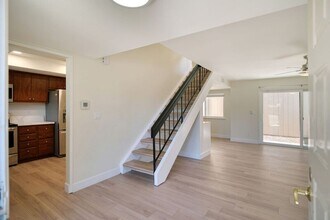 6726 Calvine Rd in Sacramento, CA - Building Photo - Building Photo