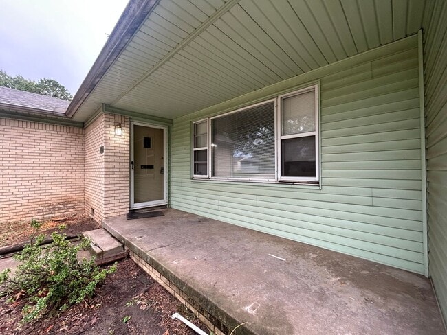 4630 E 24th St in Tulsa, OK - Foto de edificio - Building Photo
