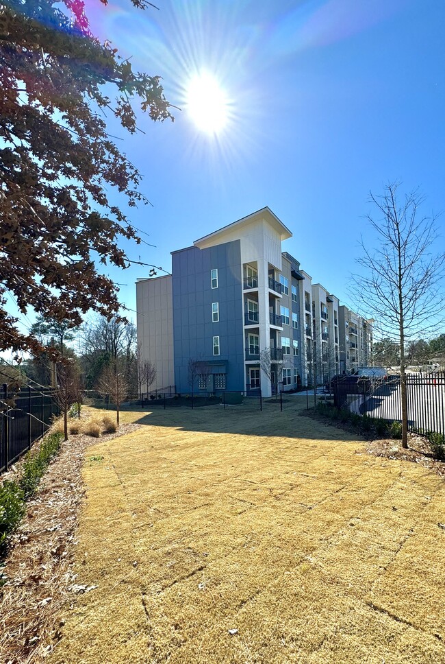 The Life at Edgewater Landing in Columbus, OH - Foto de edificio - Building Photo