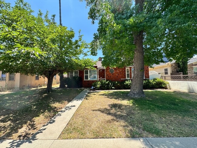 property at 4715 Buffalo Ave