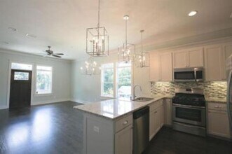 224 W 5th Ave in Tallahassee, FL - Building Photo - Building Photo