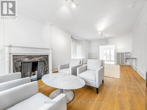 38 Dunvegan Rd. in Toronto, ON - Building Photo - Building Photo