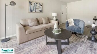 6220 Springhill Dr, Unit 9322-204 in Greenbelt, MD - Building Photo