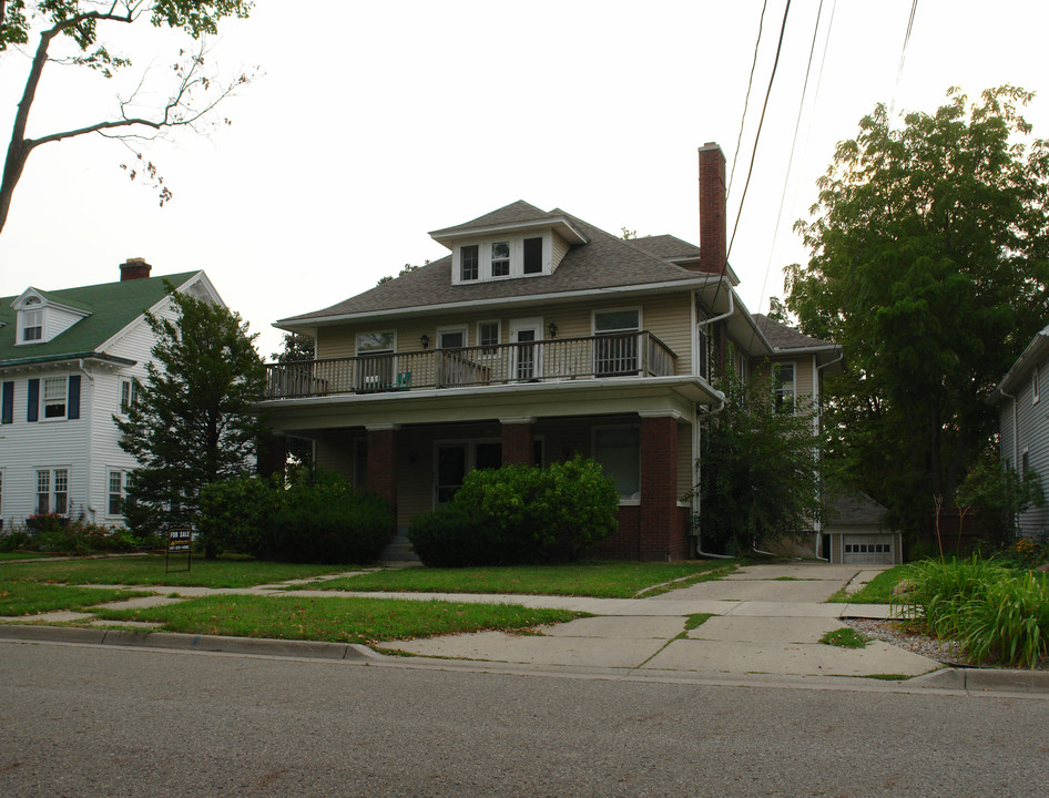 314-316 N Sycamore St in Lansing, MI - Building Photo