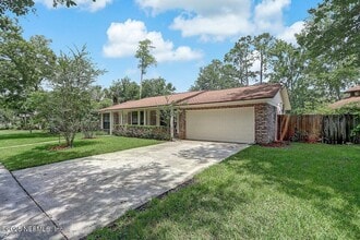 1758 Alder Dr in Orange Park, FL - Building Photo - Building Photo
