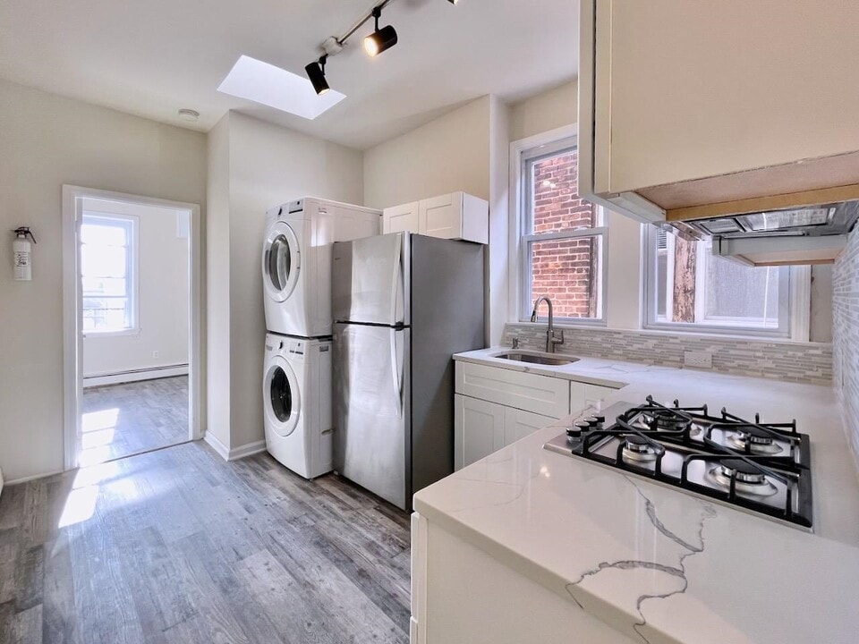 405 61st St in West New York, NJ - Building Photo