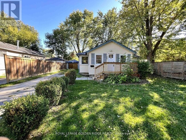 property at 367 Hollywood Dr