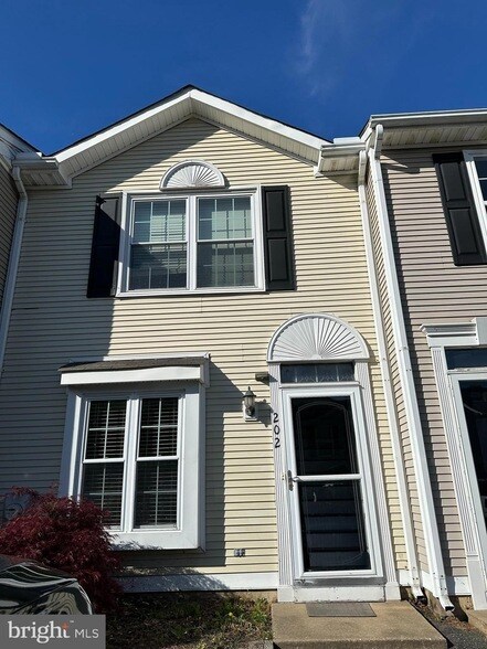 202 Fieldstone Ln in Newark, DE - Building Photo