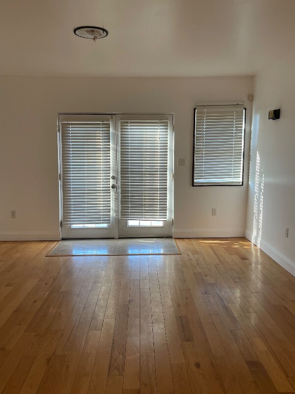 property at 1425 W Baltimore St