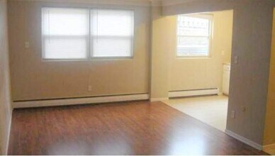 594 Lawson Ave West in St. Paul, MN - Foto de edificio - Interior Photo