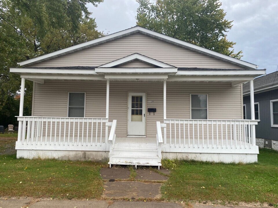 1120 3rd St N in Wisconsin Rapids, WI - Building Photo