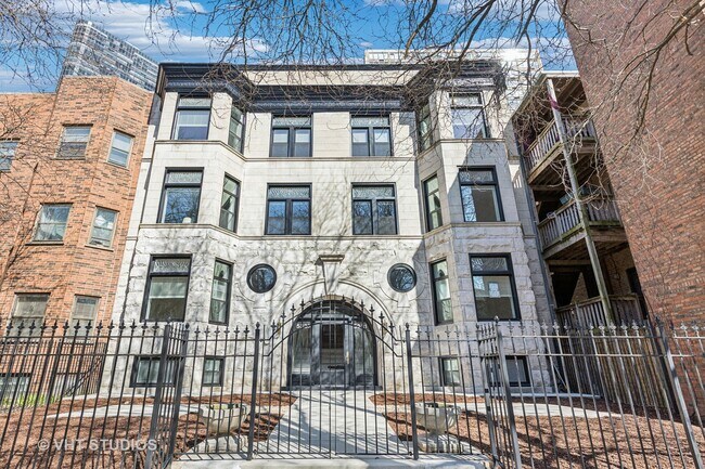 5333 N Kenmore Ave in Chicago, IL - Building Photo - Building Photo