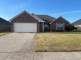 2322 Tallgrass Cir in Bossier City, LA - Building Photo
