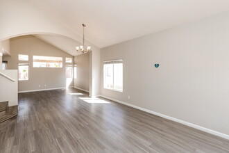 4346 Ivory Jade Ave in North Las Vegas, NV - Building Photo - Building Photo
