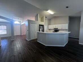 1049 SW Romaine Ln in Port St. Lucie, FL - Building Photo - Building Photo