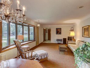 13300 W Sunny View Dr in New Berlin, WI - Building Photo - Building Photo