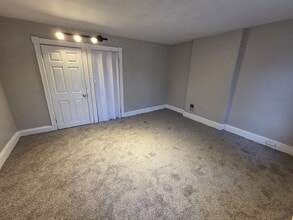 517 Stuyvesant Ave in Trenton, NJ - Building Photo - Building Photo