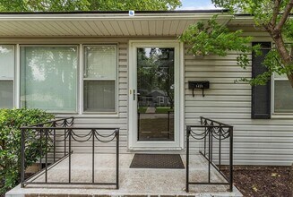 1429 E 49th St in Tulsa, OK - Building Photo - Building Photo