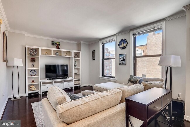 631 D St NW, Unit 934 in Washington, DC - Building Photo - Building Photo