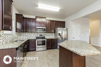 175 Leland Ln in Mcdonough, GA - Foto de edificio - Building Photo