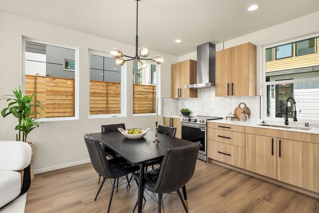 1516 NW 63rd St in Seattle, WA - Building Photo - Building Photo