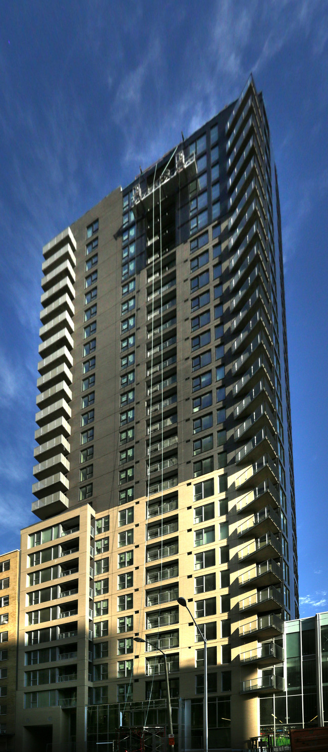 Claridge Tribeca East in Ottawa, ON - Building Photo - Building Photo