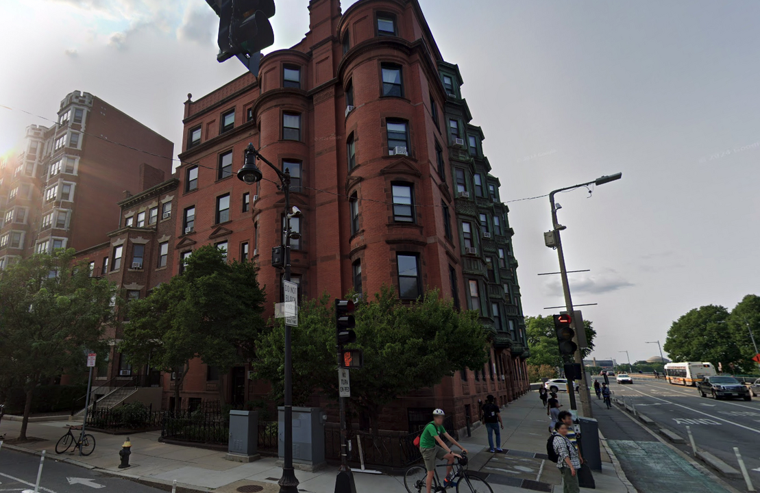 508 Beacon St, Unit 43 in Boston, MA - Building Photo