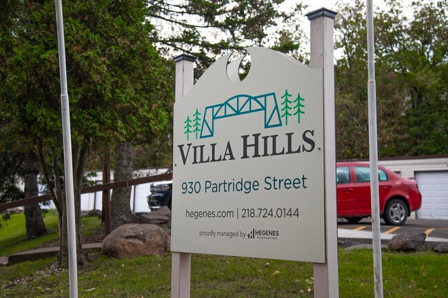 Villa Hills in Duluth, MN - Foto de edificio - Building Photo