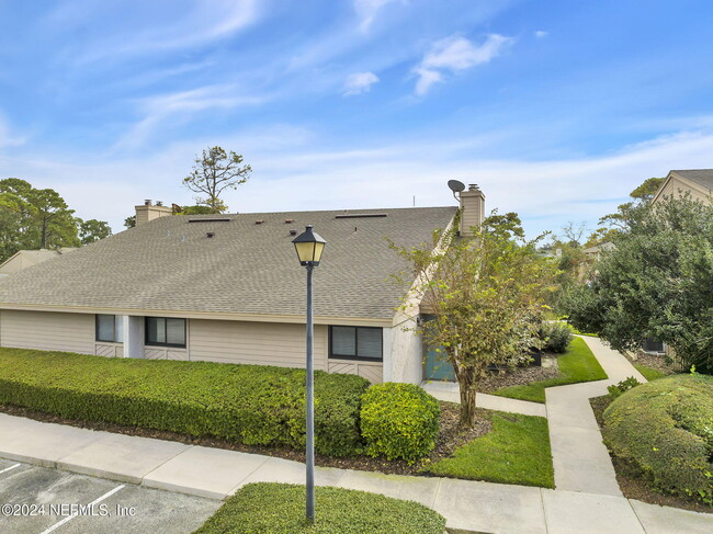 2113 Sea Hawk Dr in Ponte Vedra Beach, FL - Foto de edificio - Building Photo