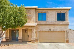 386 E Cheyenne Rd in San Tan Valley, AZ - Building Photo