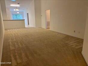 3022 Meadow St in Lynn Haven, FL - Building Photo - Building Photo