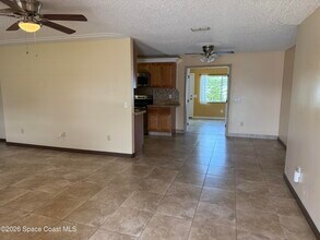 472 Newfound Harbor Dr in Merritt Island, FL - Building Photo - Building Photo