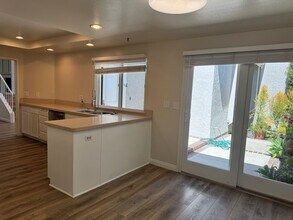 5 Valley View in Irvine, CA - Building Photo - Building Photo