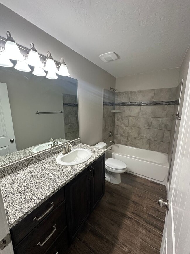 property at 1549 Northfield Rd