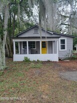 308 Palmetto Ave in Green Cove Springs, FL - Building Photo