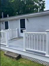 8 Regency Dr, Unit UnitB in Bourne, MA - Foto de edificio - Building Photo