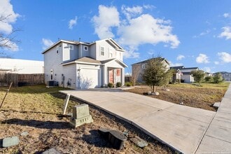 4106 Winterfell Pass in Converse, TX - Building Photo - Building Photo