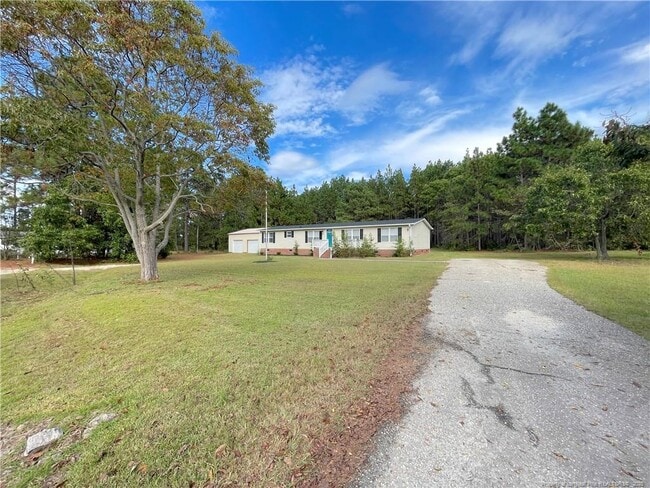 140 Gibbs Rd in Lillington, NC - Building Photo - Building Photo