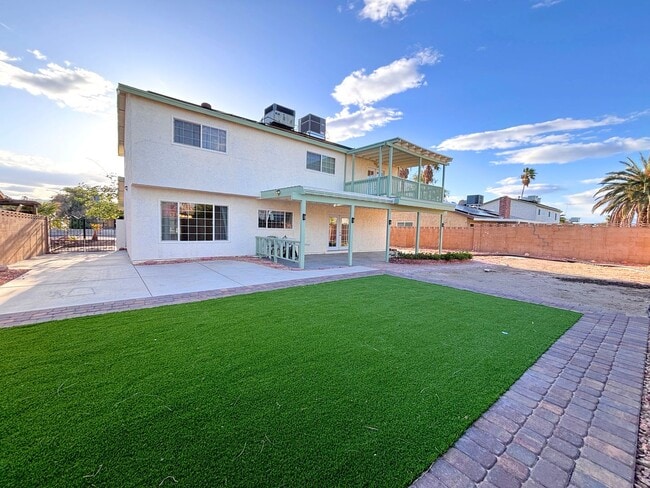 413 Norwood Ln in Las Vegas, NV - Building Photo - Building Photo