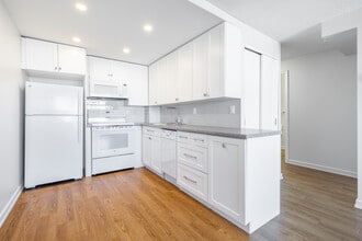Concorde Apartments in Ottawa, ON - Building Photo - Interior Photo