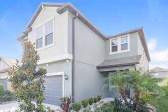 8982 Pleasant Woods Dr in Land O Lakes, FL - Foto de edificio - Building Photo