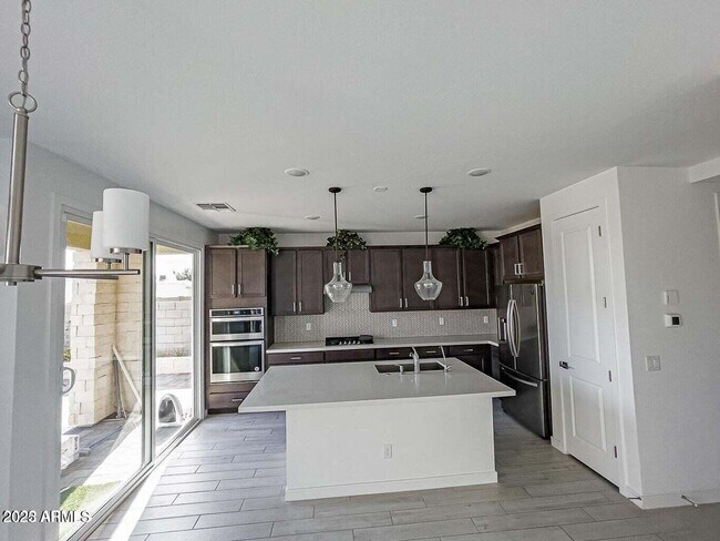 833 W Park Ave in Chandler, AZ - Building Photo - Building Photo