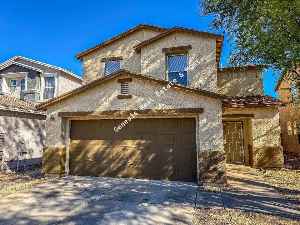 6927 S Harrier Loop in Tucson, AZ - Building Photo