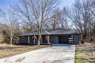 17 Dillow Dr in Bella Vista, AR - Building Photo - Building Photo