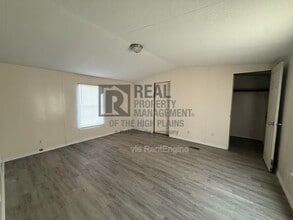 8230 Upton Rd in Amarillo, TX - Building Photo - Building Photo