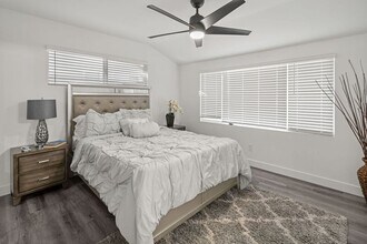4978-4988 Genesee Ave in San Diego, CA - Building Photo - Building Photo