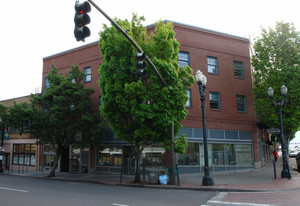 The Shoreline Apartments