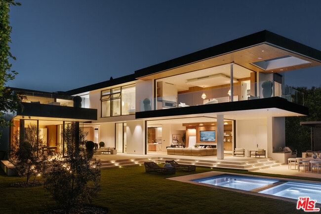 11507 Orum Rd in Los Angeles, CA - Building Photo - Building Photo